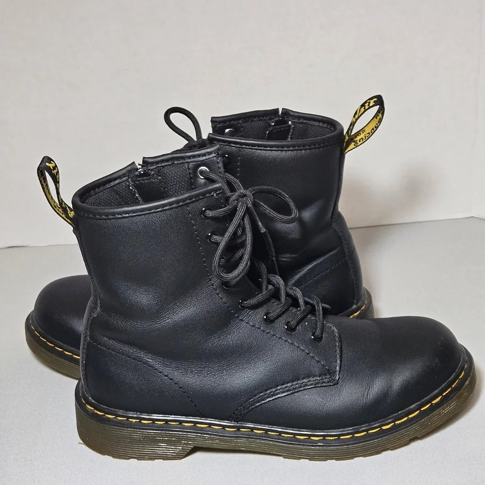 Dr. Martens 1460Y Junior Delaney Black Softy T Leather Lace Up Zip Boots Size 6L